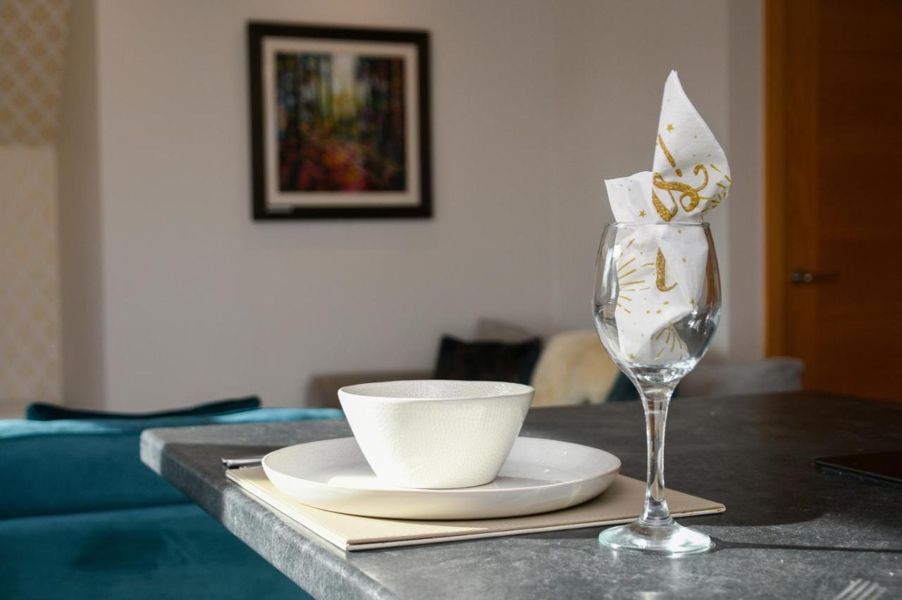 Rowan Tree Apartment - A Modern, Quiet Hideaway With Sweeping Views Across Oban Exterior foto